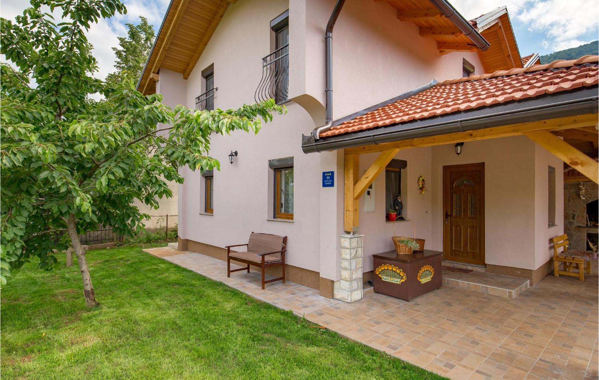 Amazing Home In Vrzici With Jacuzzi Exteriör bild
